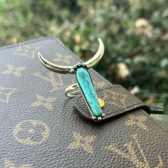 Jewelry - Steer Turquoise Skull Ring